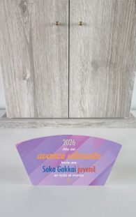 Tarjeta con el lema de la Soka Gakkai para 2026